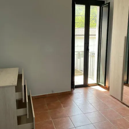 In Borgo Storico Apartment